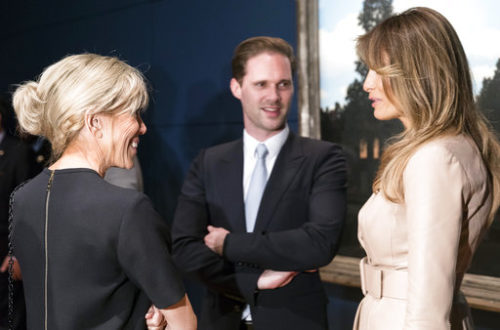 Why this photo of political spouses and partners is making waves