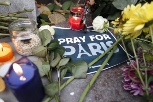 paris-terrorist-attack-memorial