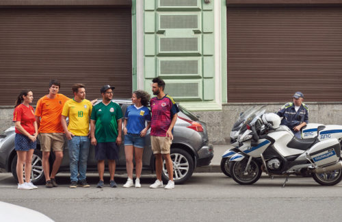 These brave activists created a pride flag with their t-shirt and then set off across Moscow taking pictures. These brave activists created a pride flag with their t-shirt and then set off across Moscow taking pictures.