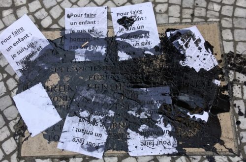 plaque-paris-vandalism