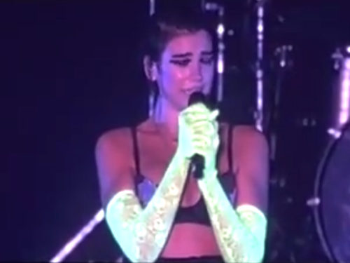 Dua Lipa tearfully addresses crowd in Shanghai