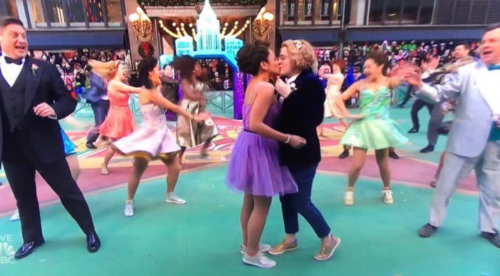 "The Prom" stars Caitlin Kinnunen and Isabelle McCalla share a smooch during the Macy's Thanksgiving Day Parade. Two actresses kiss during the Macy's parade.