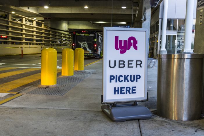 lyft-uber-pick-up-702x468.jpg