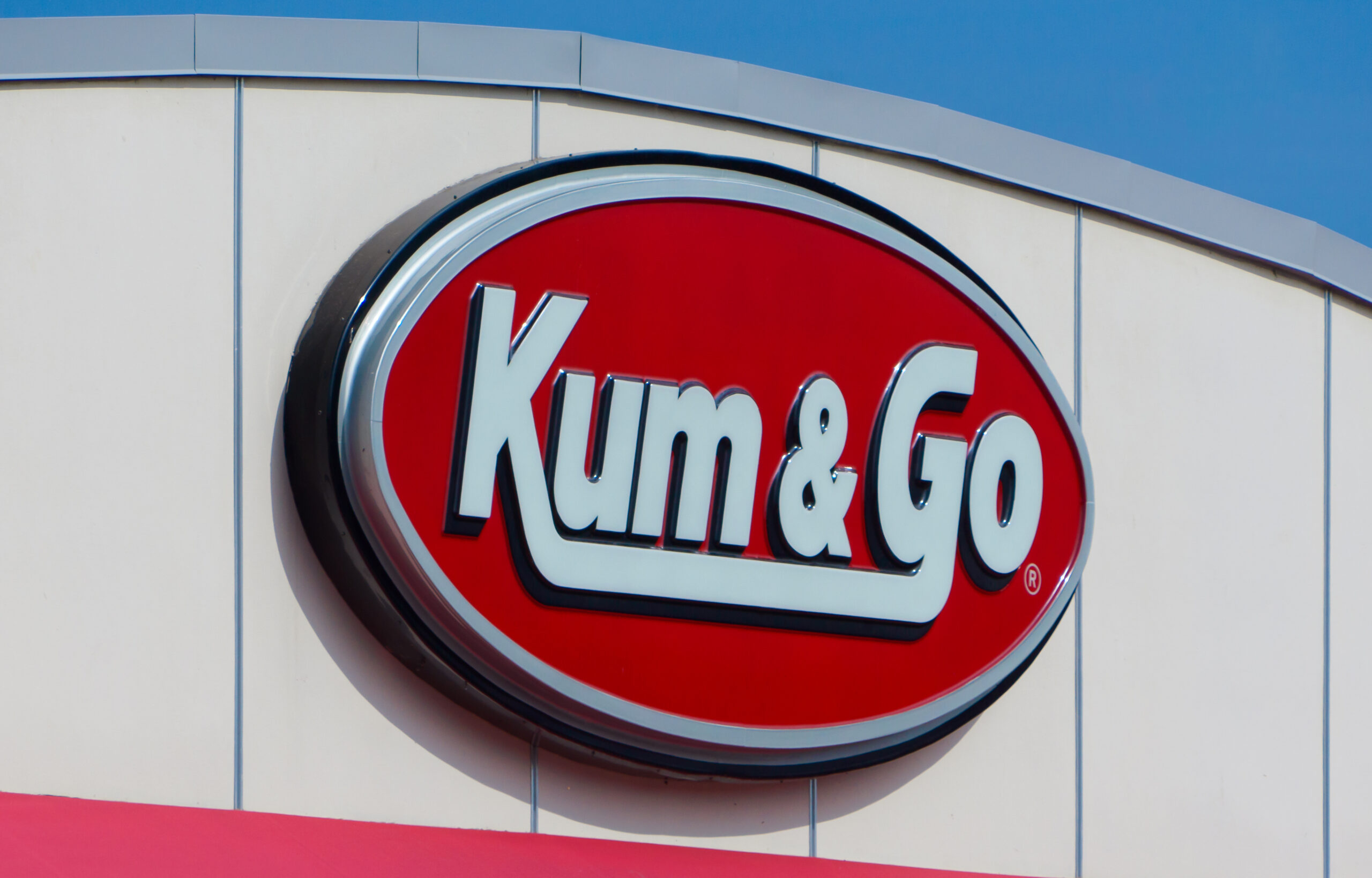 Kum & Go speaks out for trans rights & people don’t know what to think
